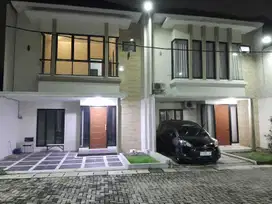 Rumah 2 Lantai Deket Pintu Tol Dgn 50 jt