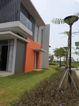 rumah mewah 2 lantai di cempaka putih tengah jakarta pusat