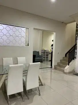 Dijual Cepat Rumah Green Mansion Rapi dan Siap Huni Luas 8x15