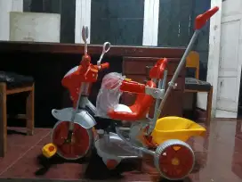 Menjual Sepeda Roda tiga