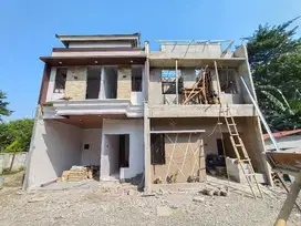 Rumah 2 lantai cash 700 juta kpr 750 jutan. 2kt 2km cluster jakarta