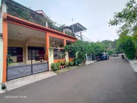 Dijual cepat rumah siap pakai, 2 lantai  di bukit Nuvo
