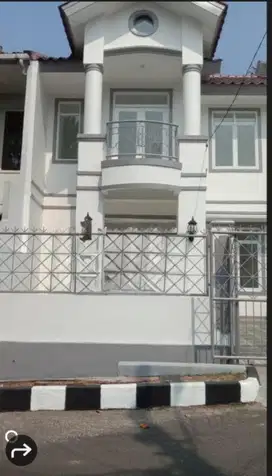 Dijual rumah mewah 2 lantai di perumahan ± 300 meter dari Sta.Citayam