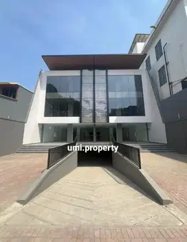 Dijual Gedung Ruang Usaha Lokasi Strategis di Duren Sawit