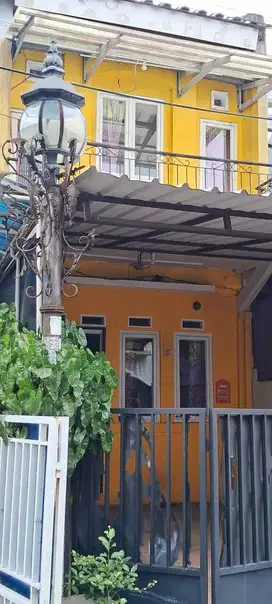 Dijual Rumah diBukit Cimanggu City di Cluster Taman mediterania,bogor
