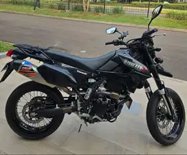 Kawasaki D'Tracker 250 (Supermoto)