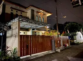 Rumah murah cantik 2 lantai area ringroad jombor Jogja dekat  UTY