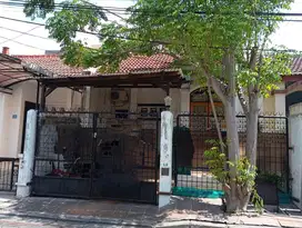 RUMAH bagus Pakuwon City puri asri surabaya timur