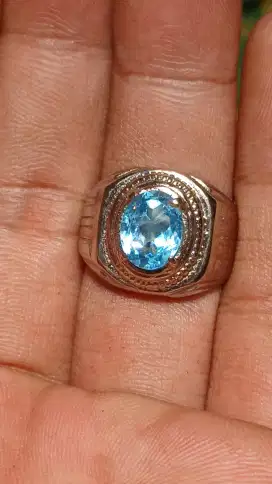 Batu blue topaz