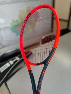 Raket tennis mulus