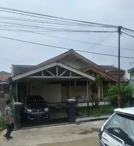Rumah dijual di komplek melong asih