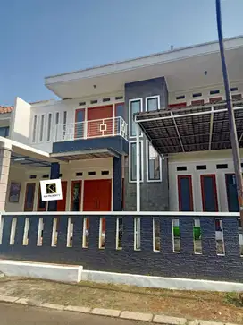Dijual Rumah di Citra Gran Cibubur Semi Furnish