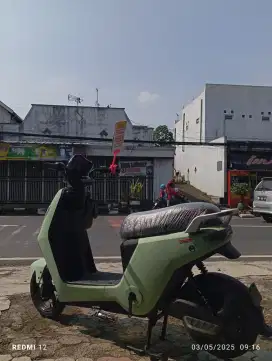 SEPEDA LISTRIK U-WINFLY D70