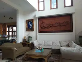 Rumah Dijual Lahan Luas TURUN HARGA Kucica, Bintaro Sektor 9