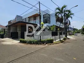 RUMAH HOOK BANGUNAN BARU DI BINTARO SEKTOR 9