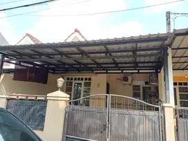 Di jual Rumah di Regency Melati Mas Serpong