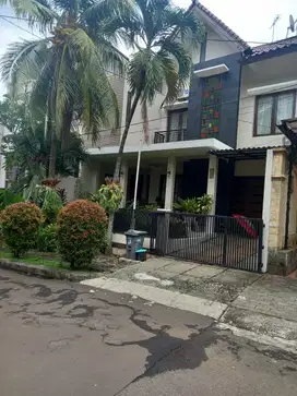 DIJUAL RUMAH BAGUS DAN ASRI PESONA KHAYANGAN MARGONDA DEPOK.