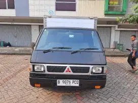 MITSUBISHI L300 BOX