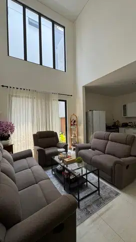 Rumah Cluster Maninjau Asya JGC Semi Furnish