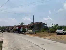 Tanah pinggir jln dekat puskesmas Tanjungkerta