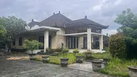 Villa di Sindu Cakranegara kota Mataram