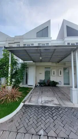 Rumah Grand Pakuwon Surabaya
