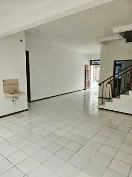Rumah di Janur Elok Kelapa Gading