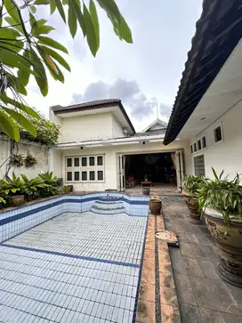 Dijual Rumah Siap Huni Puri Mutiara Jakarta Selatan