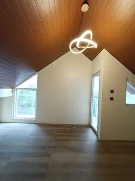 Dijual Rumah 3 Lantai di Greenwich BSD Semifurnish Ada Ruang Kerja