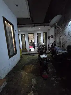 Rumah serba guna Jaksel