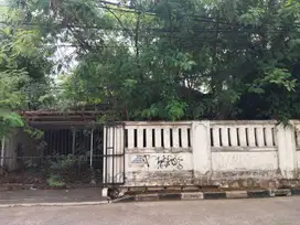 Jual murah rumah lama atau tanah di Kemang Timur  Jakarta selatan
