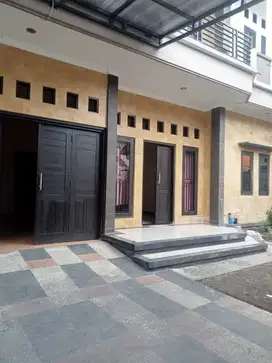 Modern House For Rent Yearly Located Tukad Pancoran