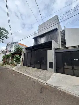 Rumah Minimalis Full Furnish siap Huni Rawamangun Jakarta Timur
