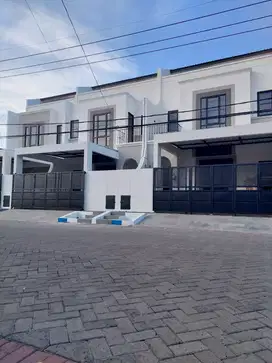 Rumah Gress American 3 Lt Attic Pondok Tjandra