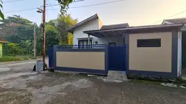 jual rumah Hoek di Citra Indah