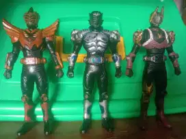Mainan Action Figure Kamen Rider