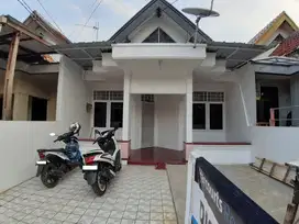 Dijual Rumah di Graha Raya Cluster Bouganville Loka