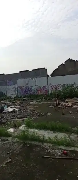 dijual tanah di cijantung Jaktim 665m shm 14M commercial area