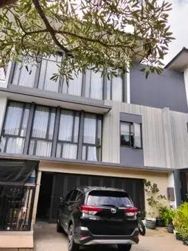 Dijual Rumah Full Furnished Lakewood, Navapark, BSD