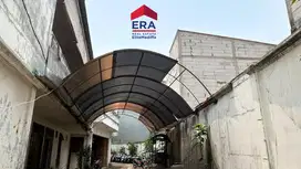 Dijual Rumah Dengan Halaman Luas di Pinang Ranti Jakarta Timur