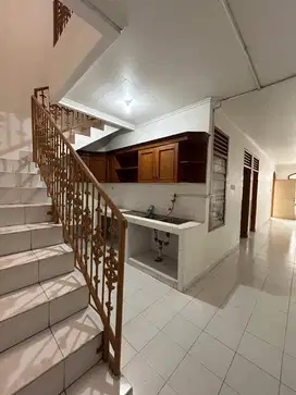 Dijual Rumah 2 Lantai Di Gading Indah Kelapa Gading