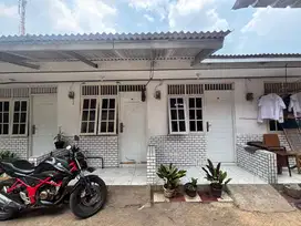 Kontrakan 6 Pintu