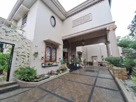 Rumah Mewah ada Kolam Renang di Lokasi Strategis Lebak Bulus