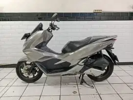 Pcx tahun 2019 lengkap orisinil cakep mesin halus