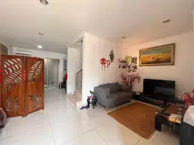 Murah Rumah 6x15 Golf Island Cluster Danau, Dkt Batavia Central Market