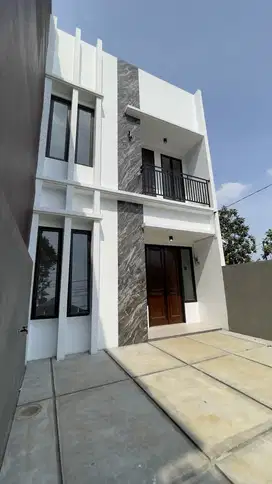 Rumah 2 lantai siap huni selangkah ke Pemda Cibinong