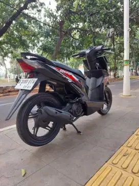 CASH KREDIT DP MINIM 1.500 HONDA BEAT ESP CBS THN 2019 PAJAK IDUP
