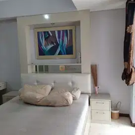 Disewakan apertemen di Royal mediternia 2br design homey & strategis