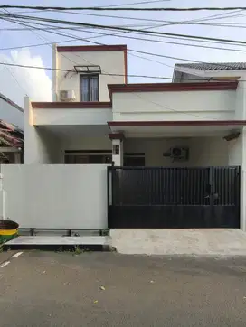 Dijual Cepat Rumah Secondary Dalam Komplek Di Pondok Bambu Duren Sawit