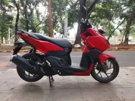 CASH KREDIT DP MINIM 2jta HONDA VARIO 160 CBS ISS THN 2023 PAJAK IDUP